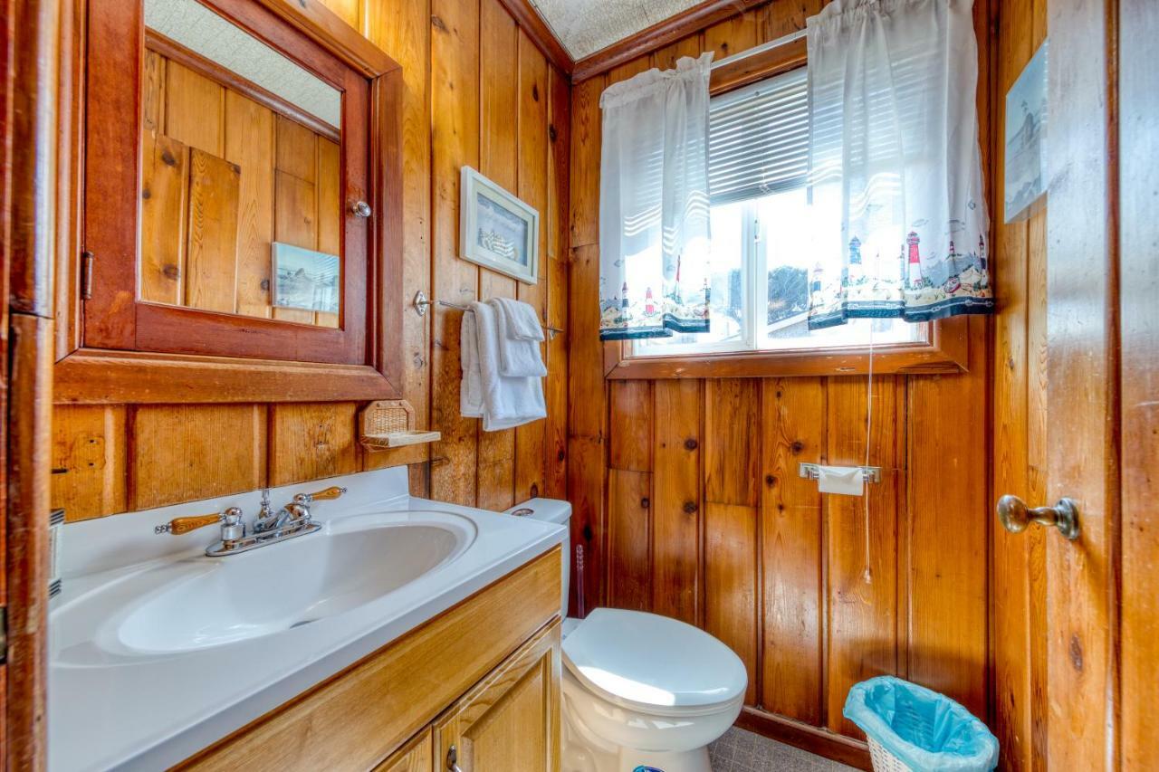 Rockaway Breeze Villa Рокълей Бийч Екстериор снимка