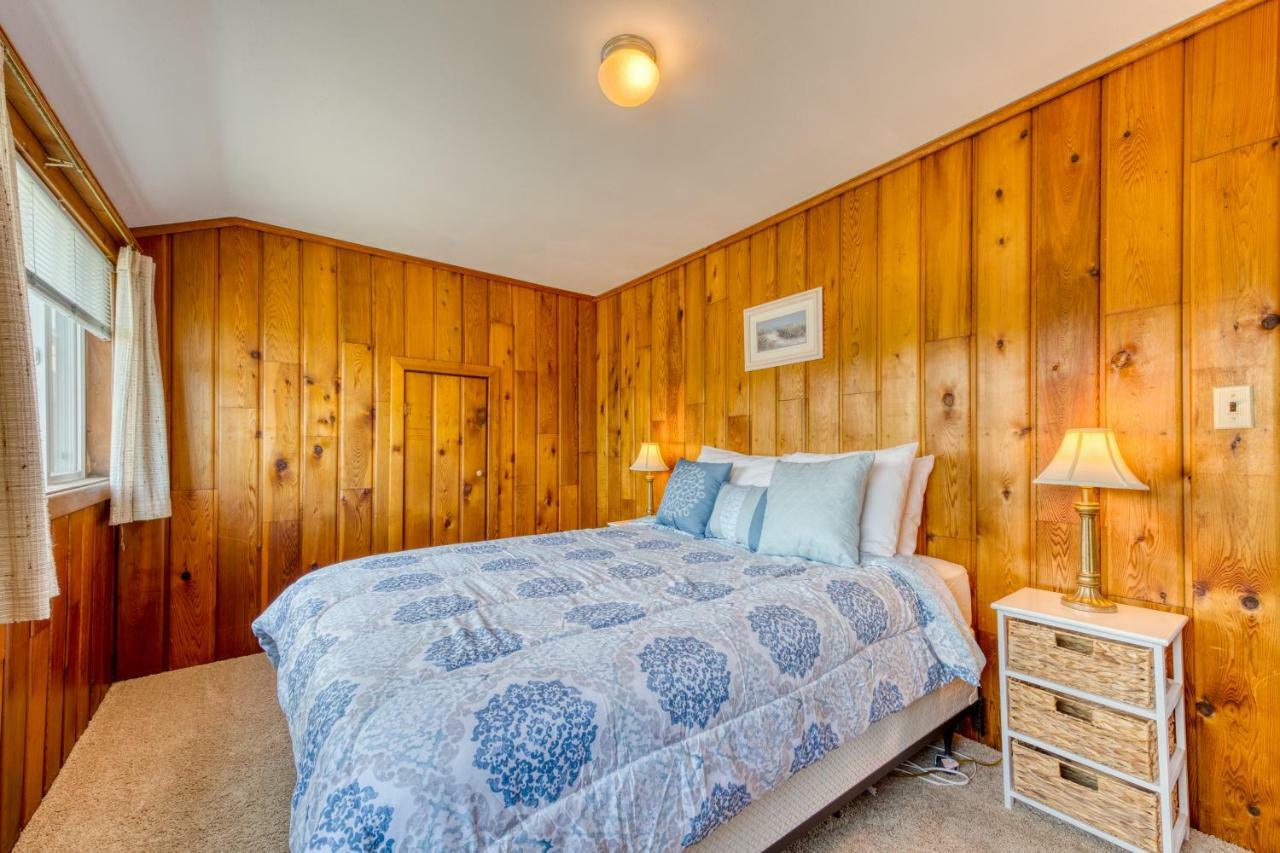 Rockaway Breeze Villa Рокълей Бийч Екстериор снимка