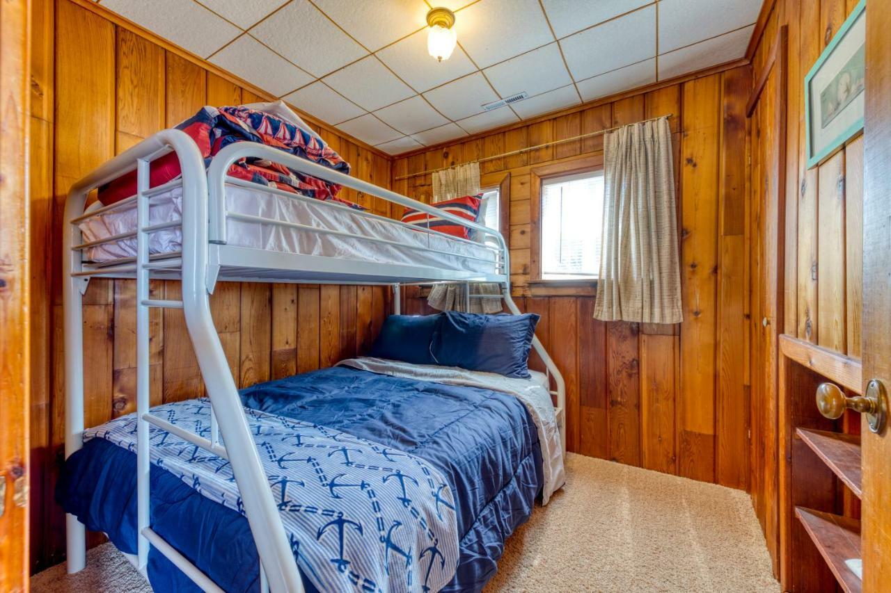 Rockaway Breeze Villa Рокълей Бийч Екстериор снимка