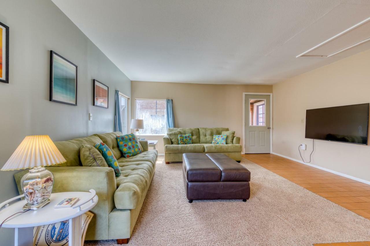 Rockaway Breeze Villa Рокълей Бийч Екстериор снимка