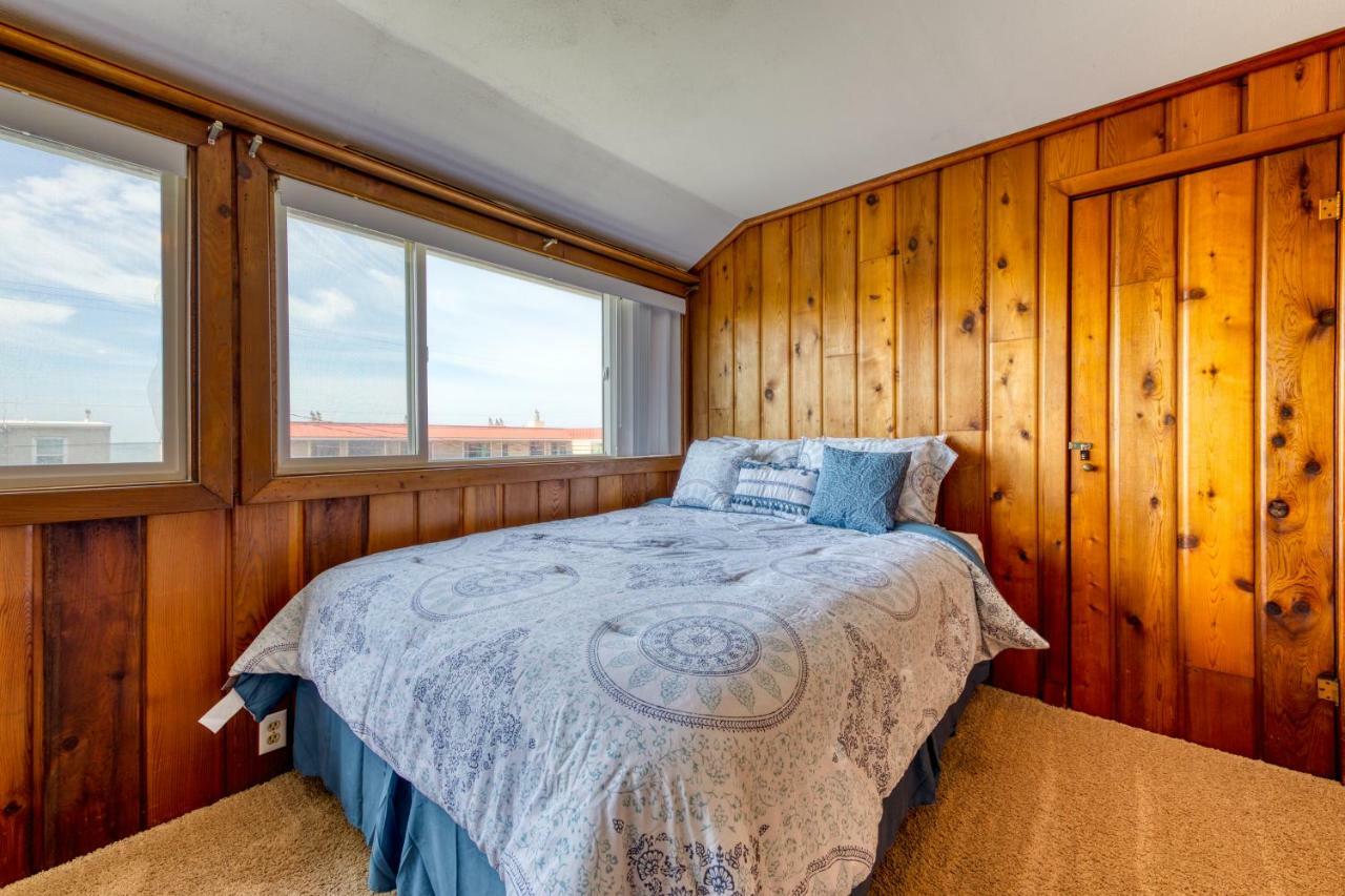 Rockaway Breeze Villa Рокълей Бийч Екстериор снимка
